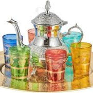 Teapot made from Morocco with cups and Tray